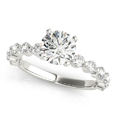 Single Shared Prong Engagement Ring – Radiant Lab Diamond Engagement Ring in 18K Gold | Just Brilliant