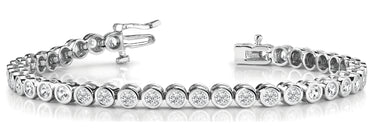 Bezel Set In Line Tennis Bracelet – Radiant Lab Diamond Tennis Bracelet in 18K Gold | Just Brilliant