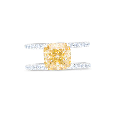 Golden Aura Ring by Just Brilliant – 2.5ct fancy yellow lab diamond ring in 18K white gold – detail view