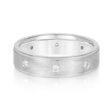 6mm Heavy Weight Mens Band with Diamond – Radiant Lab Diamond Men's Band in 18K Gold | Just Brilliant