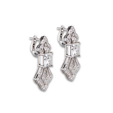 Royal Princess Earrings by Just Brilliant – 5.8ct princess-cut lab diamond earrings in 18K white gold – detail view