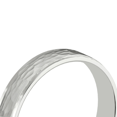 Just Brilliant Hammered Band in 18K White Gold, detail