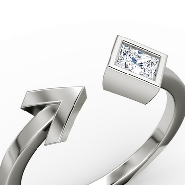 Just Brilliant Arrow Cuff Ring, 0.25Ct / Princess, 18K White Gold, detail view