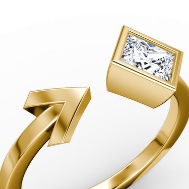 Just Brilliant Arrow Cuff Ring, 0.50Ct / Princess, 18K Yellow Gold, detail view
