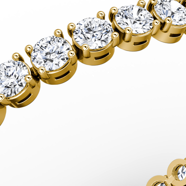 Classic Tennis Bracelet in yellow gold — detail view