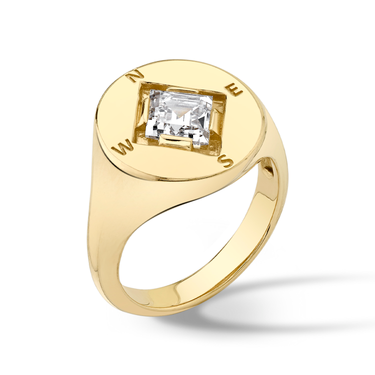 Just Brilliant Compass Ring in 18K Yellow Gold, upright view.