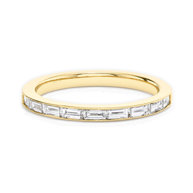 Just Brilliant Devotion band in 18K Yellow Gold, front view.