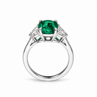 Émeraude Souveraine Ring in 18K white gold by Just Brilliant — Side profile