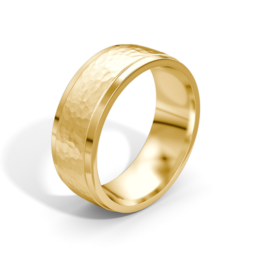 Just Brilliant Hammered Band in 18K Yellow Gold, upright