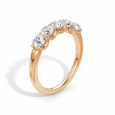 Just Brilliant Five Stone Diamond Band, Original version with Round Brilliant diamonds in 18K rose gold, upright view. #jb-five-stone_original_round-brilliant_18k-rose-gold_upright