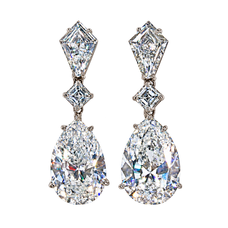 Larmes Souveraines Diamond Earrings in 18K white gold, front view