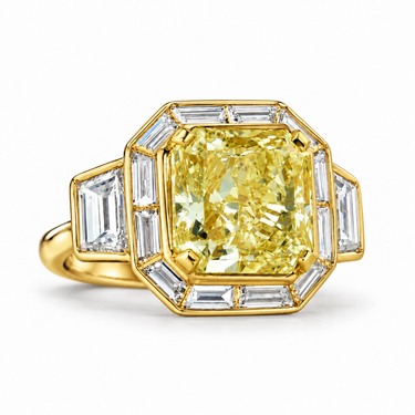 Rayon Impérial Diamond Ring by Just Brilliant — angled view in 18K yellow gold