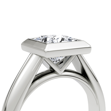 Just Brilliant Sculpture Bezel Ring, Princess, 18K White Gold, detail view.