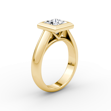 Just Brilliant Sculpture Bezel Ring, Princess, 18K Yellow Gold, upright view.