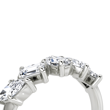 Just Brilliant Shooting Star Ring — half eternity — 18K White Gold — detail view