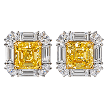Soleils Majestueux Diamond Studs in 18K white and yellow gold, pair view