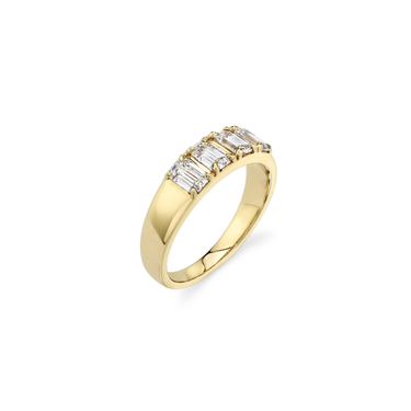 Just Brilliant Tetrad Diamond Ring in 18K Yellow Gold, upright view.