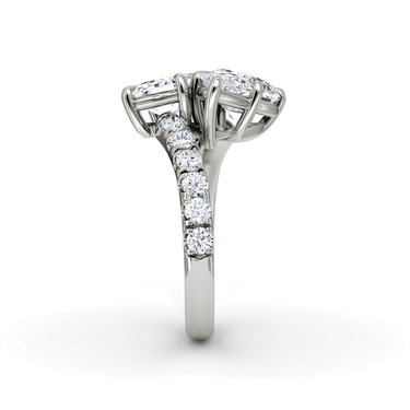 Just Brilliant Toi et Moi Bypass ring, pavé band, emerald and pear diamonds, white gold, side view