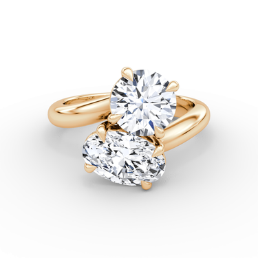 Just Brilliant Toi et Moi Bypass ring, plain band, round brilliant and oval diamonds, 18K Rose Gold, front view