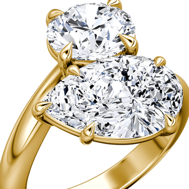 Just Brilliant Toi et Moi Bypass ring, plain band, round brilliant and pear diamonds, 18K Yellow Gold, detail view