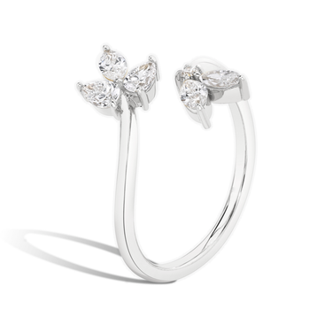 Just Brilliant trellis ring in 18K White Gold, side view.
