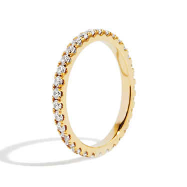 Just Brilliant Infinity Wedding Band, 18K Yellow Gold, upright view, unengraved