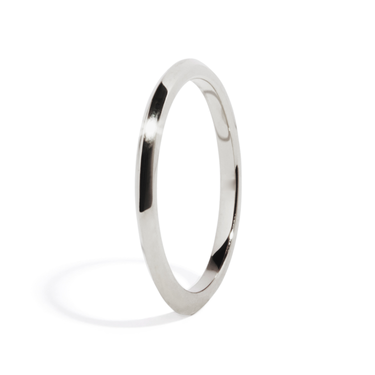 Just Brilliant Knife Edge Wedding Band, 18K White Gold, upright view, unengraved