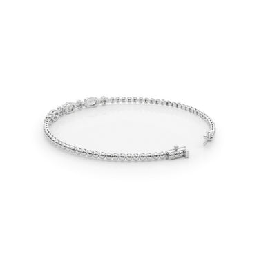 Serene Tennis Bracelet by Just Brilliant – elegant lab-grown diamond bracelet in 18K gold – detail view