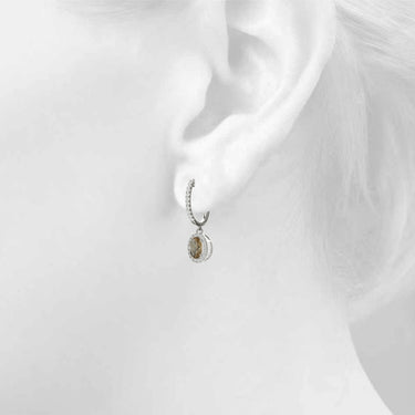 Earrings Halo – Lab Diamond Earrings in 18K Gold | Just Brilliant – angle view