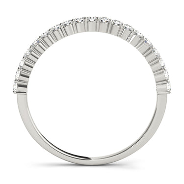 Shared Prong Wedding Band – Lab Diamond Wedding Band in 18K Gold | Just Brilliant – detail view