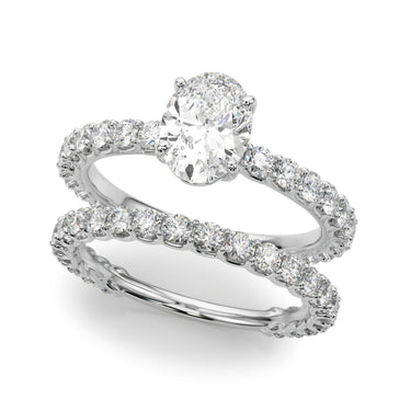 Oval Single Row Shared Prong Engagement Ring – Oval Lab Diamond Ring in 18K Gold | Just Brilliant – close-up view