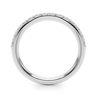 Straight Wedding Band – Lab Diamond Wedding Band in 18K Gold | Just Brilliant – detail view