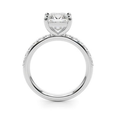 Single Row Princess Cut Engagement Ring – Princess Cut Lab Diamond Engagement Ring in 18K Gold | Just Brilliant – detail view