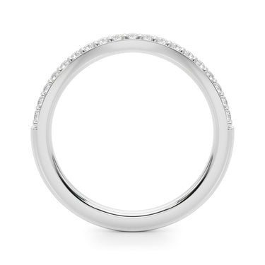Curved Wedding Band – Lab Diamond Wedding Band in 18K Gold | Just Brilliant – detail view