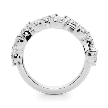 Nature Inspired Wedding Band – Lab Diamond Wedding Band in 18K Gold | Just Brilliant – detail view