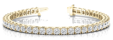 4-Prong Tennis Bracelet – Lab Diamond Tennis Bracelet in 18K Gold | Just Brilliant – detail view