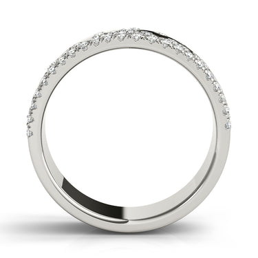 5.5mm Scattered Wedding Band – Lab Diamond Wedding Band in 18K Gold | Just Brilliant – detail view