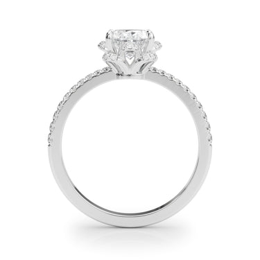 Engagement Ring Oval Cent – Oval Lab Diamond Engagement Ring in 18K Gold | Just Brilliant – detail view