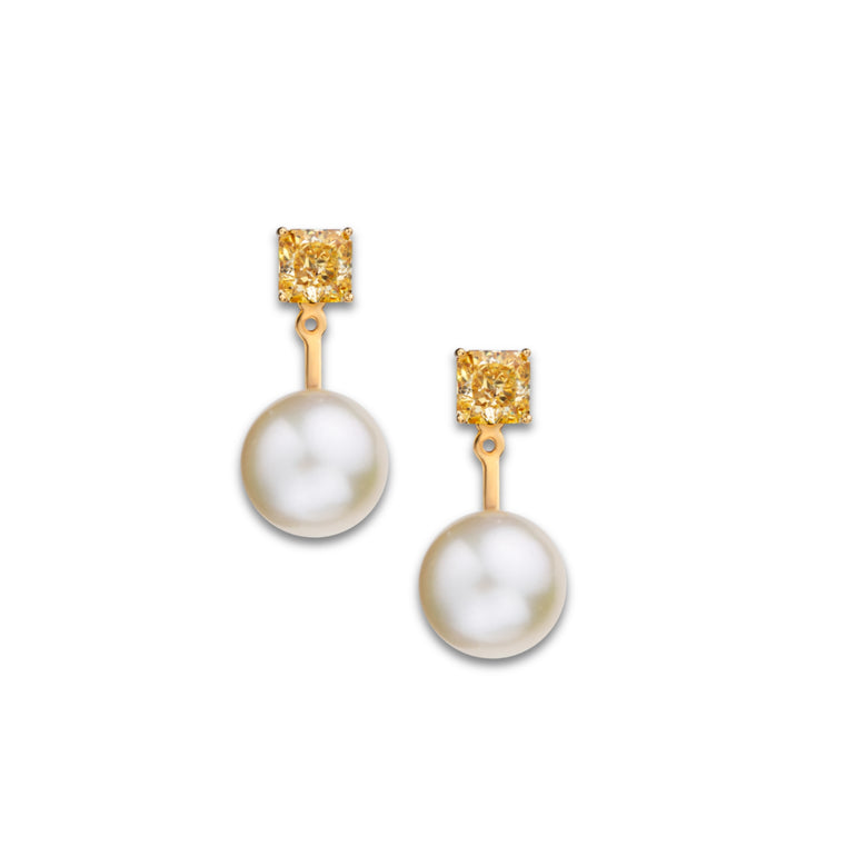 Aurelia Earrings by Just Brilliant – 3ct citrine and Akoya pearl drop earrings in 18K yellow gold