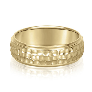 7mm Standard Weight Mens Band – Lab Diamond Men's Band in 18K Gold | Just Brilliant – close-up view