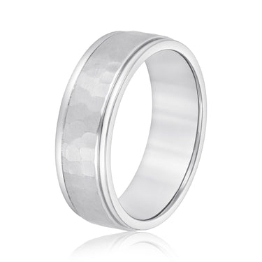 6mm Standard Weight Mens Band – Lab Diamond Men's Band in 18K Gold | Just Brilliant – detail view