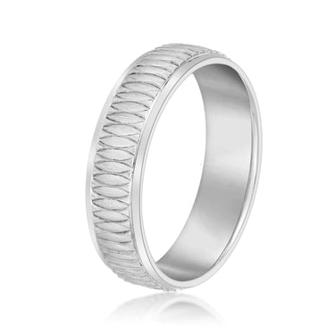6mm Standard Weight Mens Band – Lab Diamond Men's Band in 18K Gold | Just Brilliant – detail view