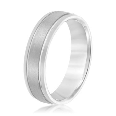6mm Standard Weight Mens Band – Lab Diamond Men's Band in 18K Gold | Just Brilliant – detail view