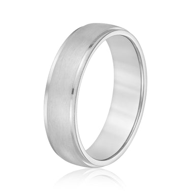 6mm Standard Weight Mens Band – Lab Diamond Men's Band in 18K Gold | Just Brilliant – detail view