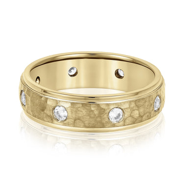 6mm Heavy Weight Mens Band with Diamond – Lab Diamond Men's Band in 18K Gold | Just Brilliant – close-up view