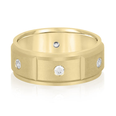 8mm Heavy Weight Mens Band with Diamond – Lab Diamond Men's Band in 18K Gold | Just Brilliant – close-up view