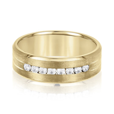 7mm Heavy Weight Mens Band with Diamond – Lab Diamond Men's Band in 18K Gold | Just Brilliant – close-up view