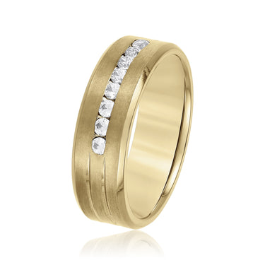 7mm Heavy Weight Mens Band with Diamond – Lab Diamond Men's Band in 18K Gold | Just Brilliant – lifestyle view