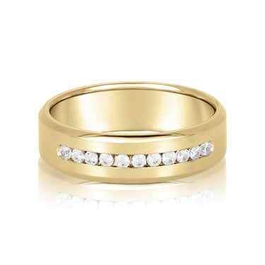 6mm Heavy Weight Mens Band with Diamond – Lab Diamond Men's Band in 18K Gold | Just Brilliant – close-up view