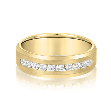 7mm Heavy Weight Mens Band with Diamond – Lab Diamond Men's Band in 18K Gold | Just Brilliant – close-up view
